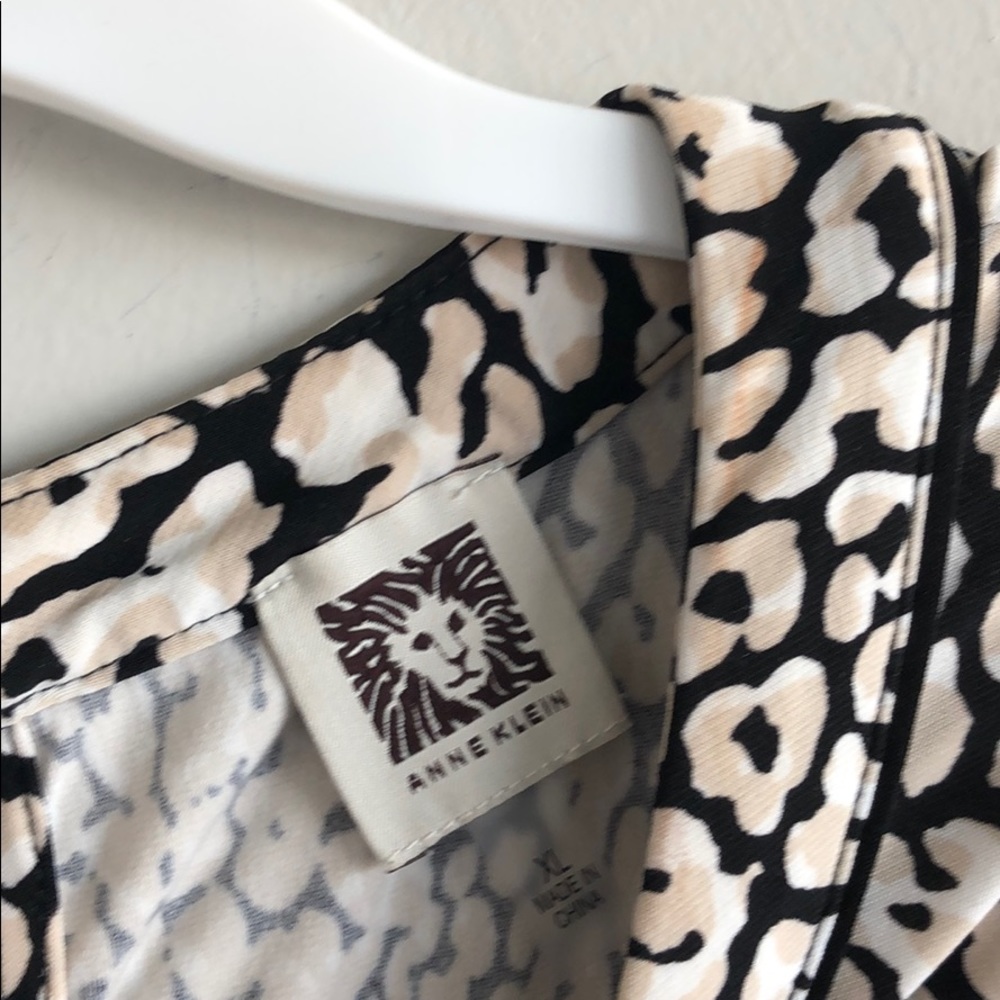 Patterned top - Picture 3 of 4